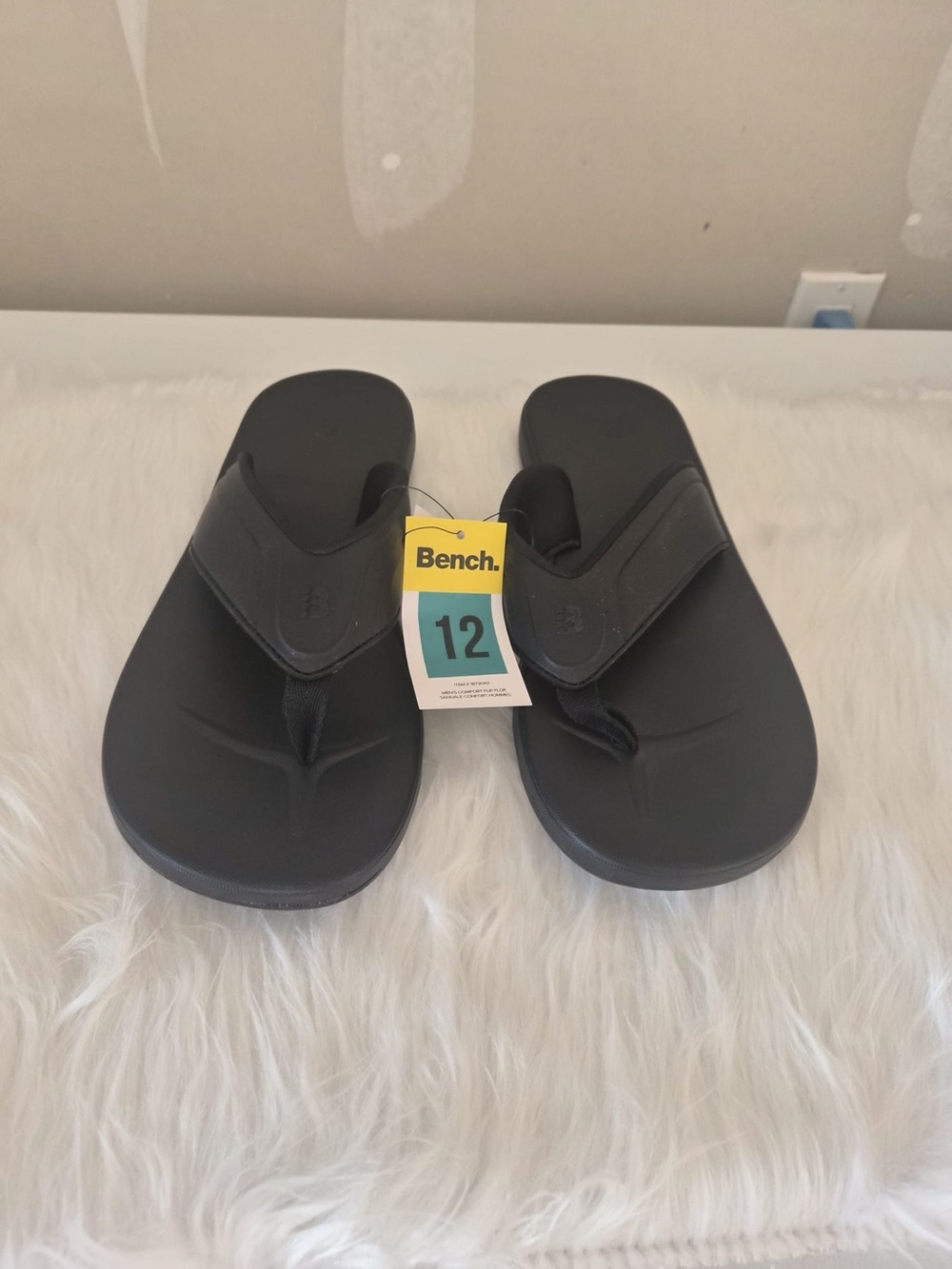 Bench Men's Black Foam Comfort Flip-Flops - Picture 3 of 5